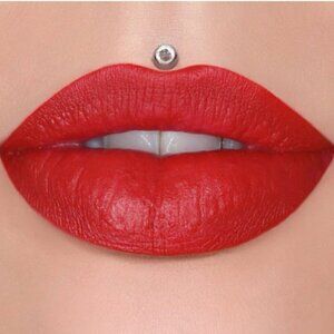 Confessional Jeffree Star Velvet Trap Lipstick Confessional